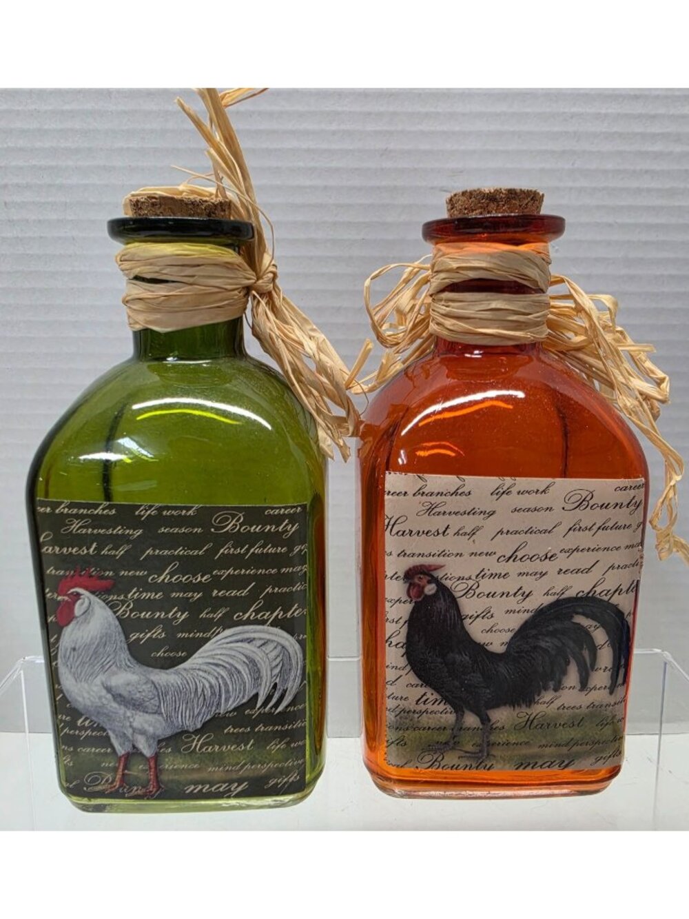 Rooster Glass Bottle Set Green Amber Cork Raffia Farmhouse Decor 5.5”